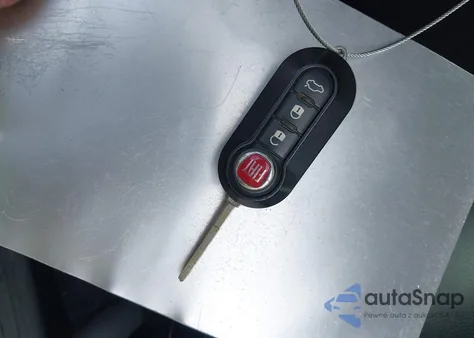 2013 Fiat 500 Turbo z USA, uszkodzony, nr VIN 3C3CFFHH8DT543196